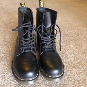 Dr. Martens 1460 boot size 9 womens